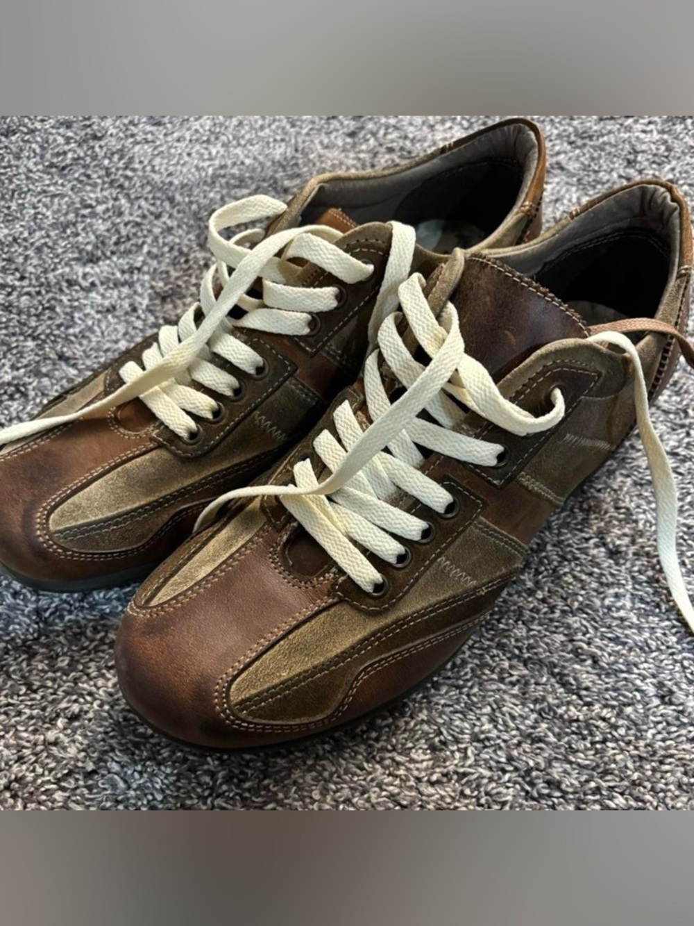 Kenneth Cole Reaction Brown Leather & Suede Lace-Up Sneakers with Cream Laces